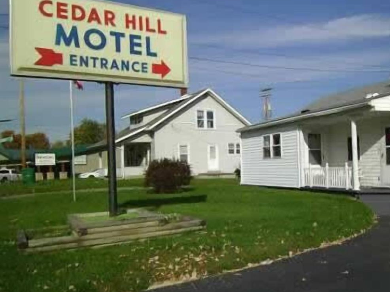 Cedar Hill Motel